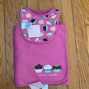 *vintage* Gymboree cupcake blanket and bib newborn gift set. New old stock